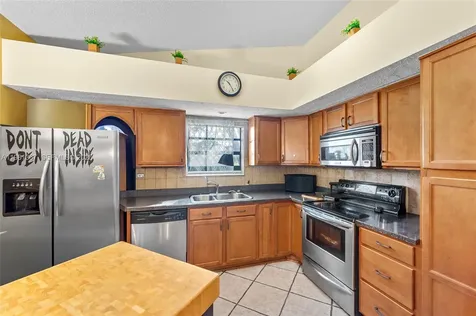 8220 Waterford Lane Tamarac FL 33321