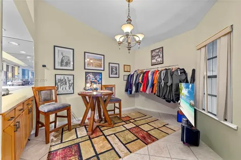 8220 Waterford Lane Tamarac FL 33321
