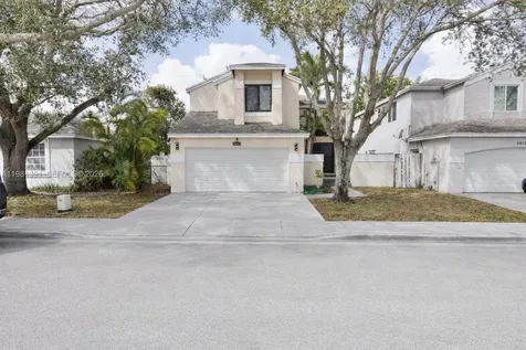 2836 W River Run Circle W Miramar FL 33025