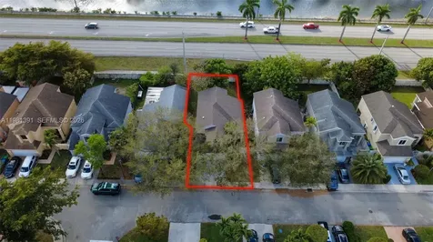 2836 W River Run Circle W Miramar FL 33025