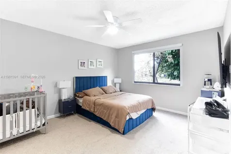 2836 W River Run Circle W Miramar FL 33025