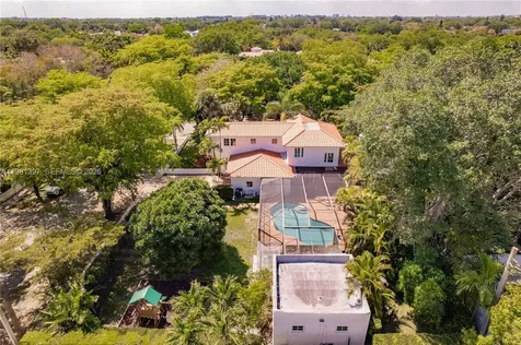 2111 Alhambra Circle Coral Gables FL 33134
