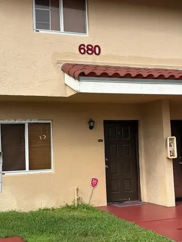 680 NW 82nd Place Miami FL 33126