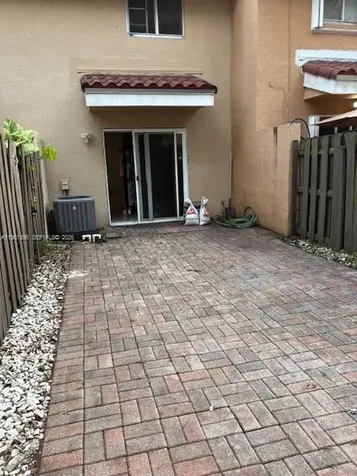 680 NW 82nd Place Miami FL 33126
