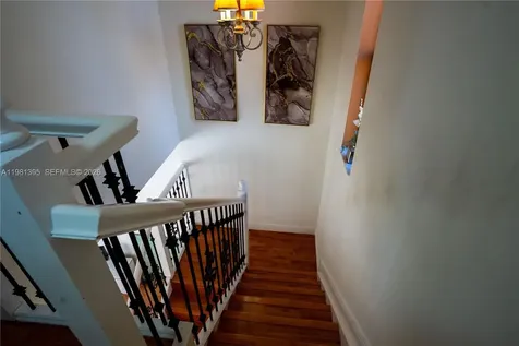 8520 NW 139th Terrace Miami Lakes FL 33016