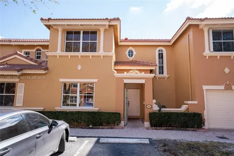8520 NW 139th Terrace Miami Lakes FL 33016