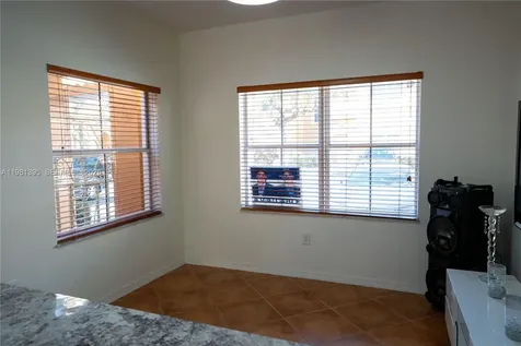 8520 NW 139th Terrace Miami Lakes FL 33016