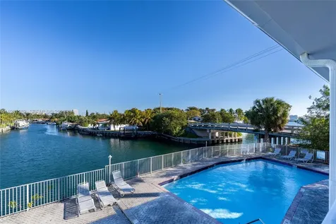 2225 NE 123rd Street North Miami FL 33181