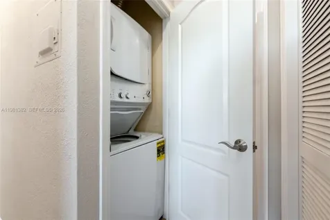 2225 NE 123rd Street North Miami FL 33181