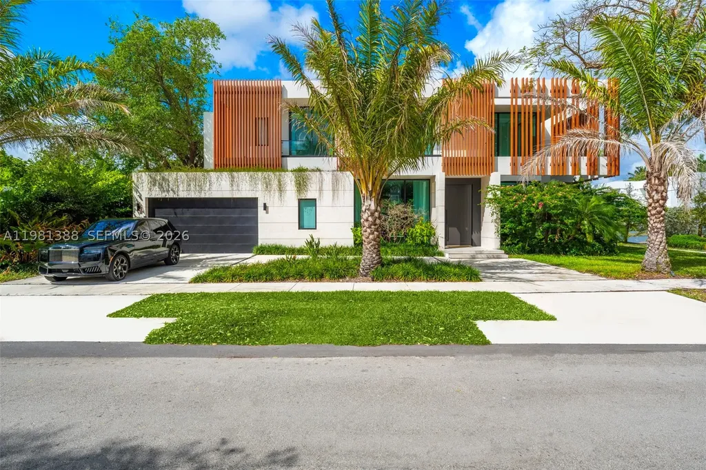 7700 SW 50th Court Miami FL 33143