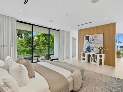 7700 SW 50th Court Miami FL 33143