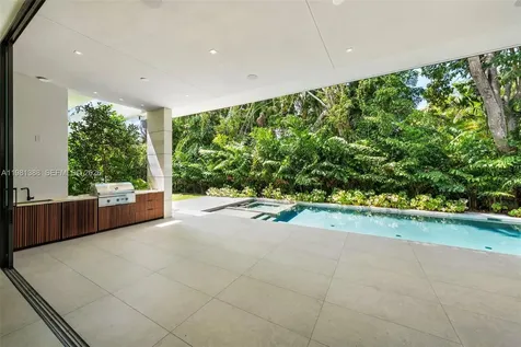 7700 SW 50th Court Miami FL 33143