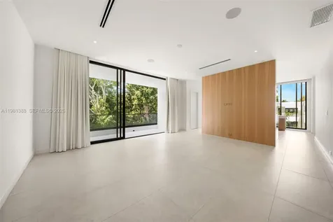7700 SW 50th Court Miami FL 33143
