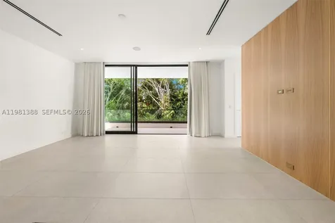 7700 SW 50th Court Miami FL 33143