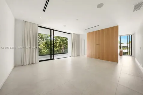 7700 SW 50th Court Miami FL 33143