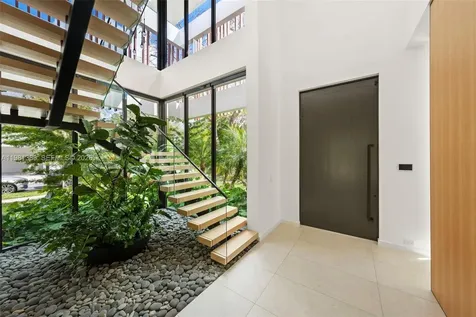 7700 SW 50th Court Miami FL 33143
