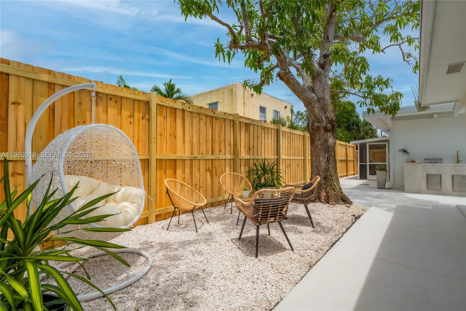 401 N 6th Avenue N Lake Worth FL 33460