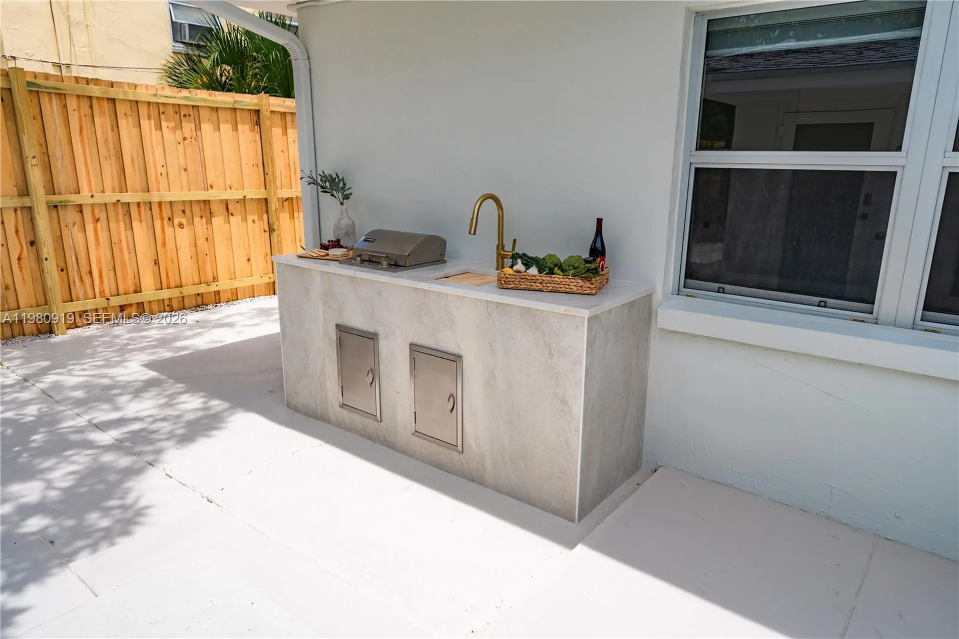 401 N 6th Avenue N Lake Worth FL 33460