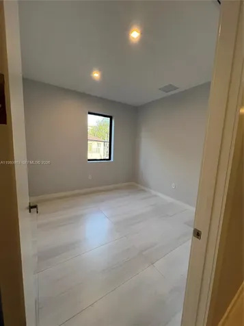 1533 SW 22 Terrace Miami FL 33145