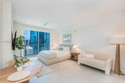 77 SE 5th Street Miami FL 33131