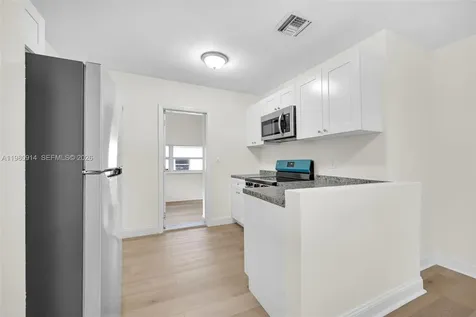 299 NW 43rd Miami FL 33127