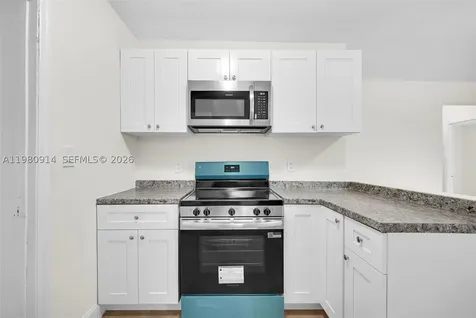 299 NW 43rd Miami FL 33127