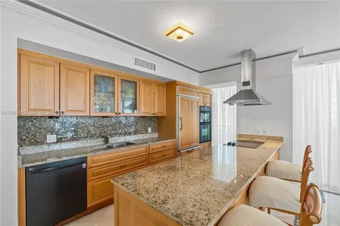 1800 S Ocean Drive Hallandale Beach FL 33009