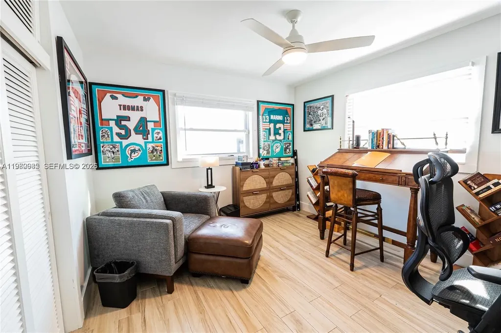 1304 N 40th Avenue Hollywood FL 33021
