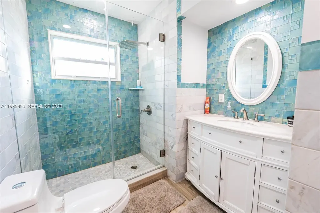 1304 N 40th Avenue Hollywood FL 33021