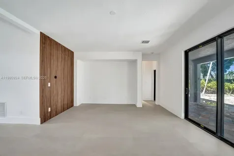 4100 E Gardenia Avenue Weston FL 33332