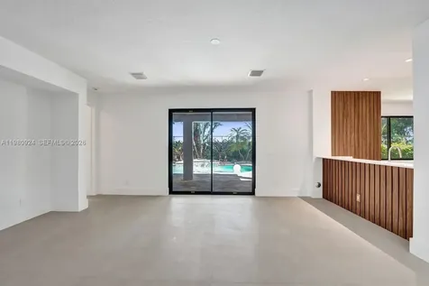 4100 E Gardenia Avenue Weston FL 33332