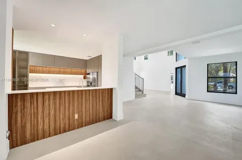 4100 E Gardenia Avenue Weston FL 33332