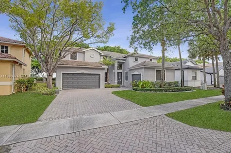 4100 E Gardenia Avenue Weston FL 33332