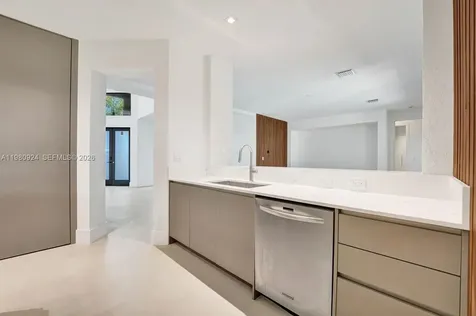 4100 E Gardenia Avenue Weston FL 33332