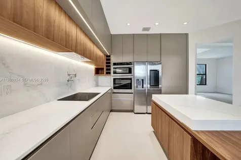 4100 E Gardenia Avenue Weston FL 33332