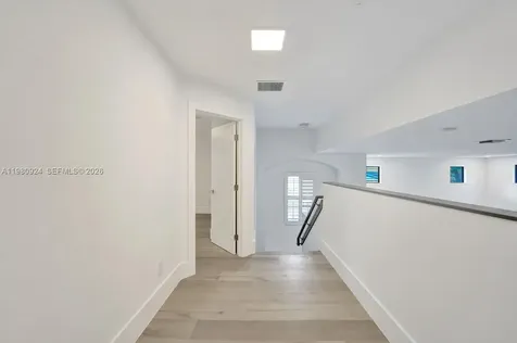 4100 E Gardenia Avenue Weston FL 33332