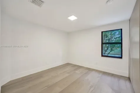 4100 E Gardenia Avenue Weston FL 33332