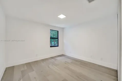 4100 E Gardenia Avenue Weston FL 33332