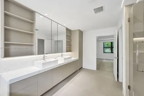4100 E Gardenia Avenue Weston FL 33332