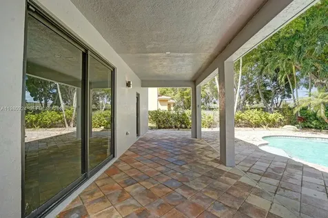 4100 E Gardenia Avenue Weston FL 33332