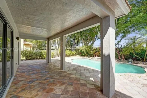 4100 E Gardenia Avenue Weston FL 33332
