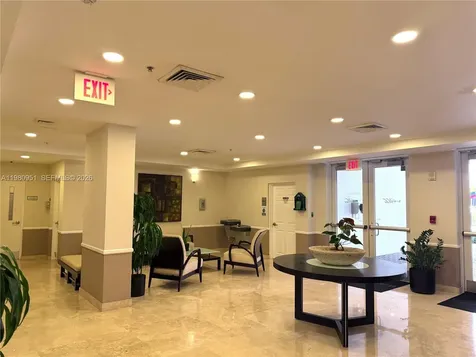 900 SW 8th Street Miami FL 33130