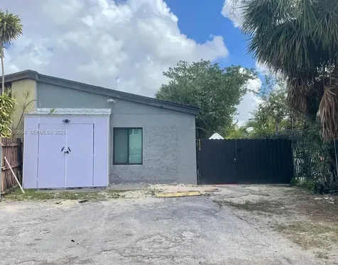 4518 NW 185th Street Miami Gardens FL 33055