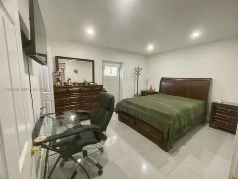 4518 NW 185th Street Miami Gardens FL 33055