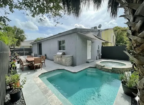 4518 NW 185th Street Miami Gardens FL 33055
