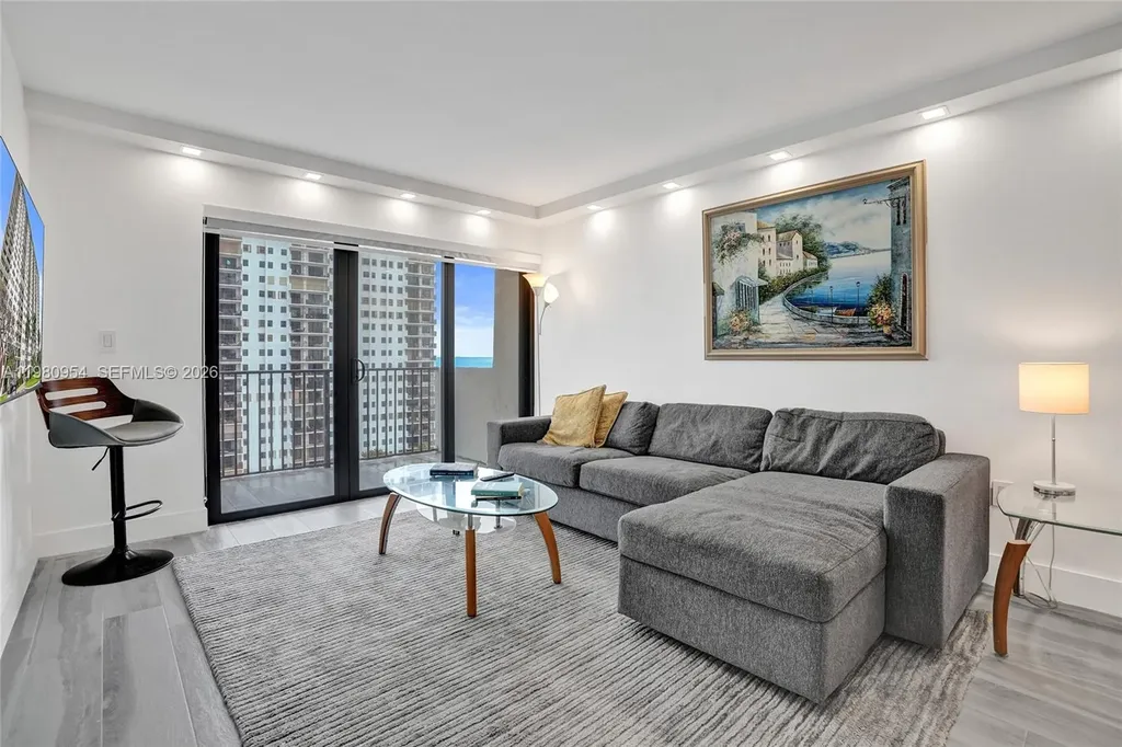 1201 S Ocean Drive Hollywood FL 33019
