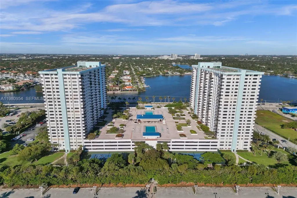 1201 S Ocean Drive Hollywood FL 33019