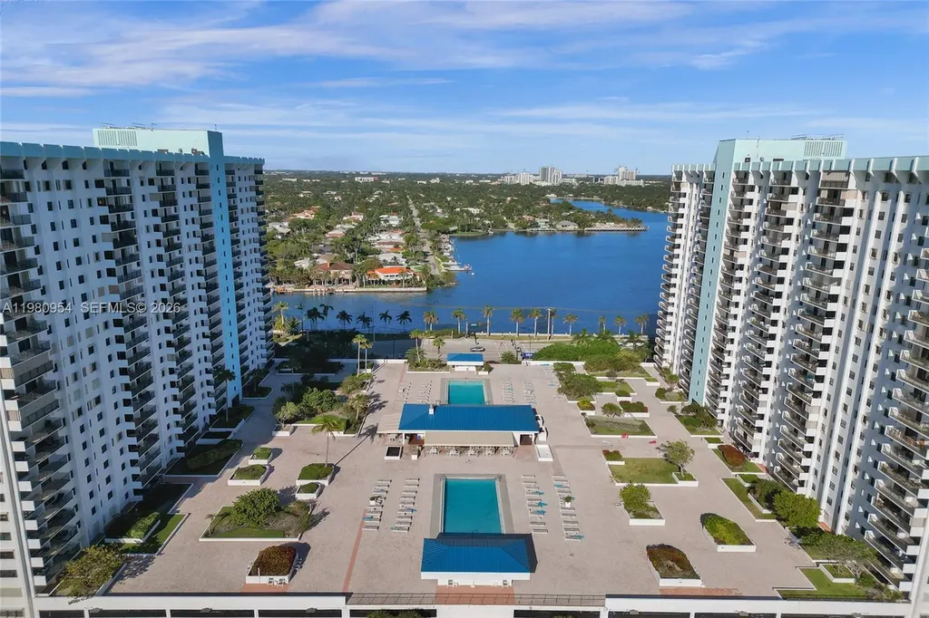 1201 S Ocean Drive Hollywood FL 33019
