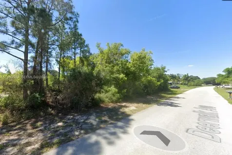 235 Deerwalk Avenue Lake Placid FL 33852