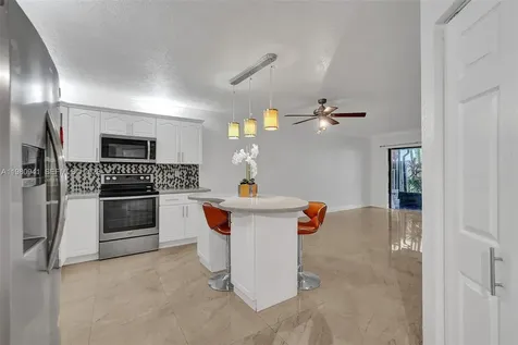 21300 San Simeon Way Miami FL 33179